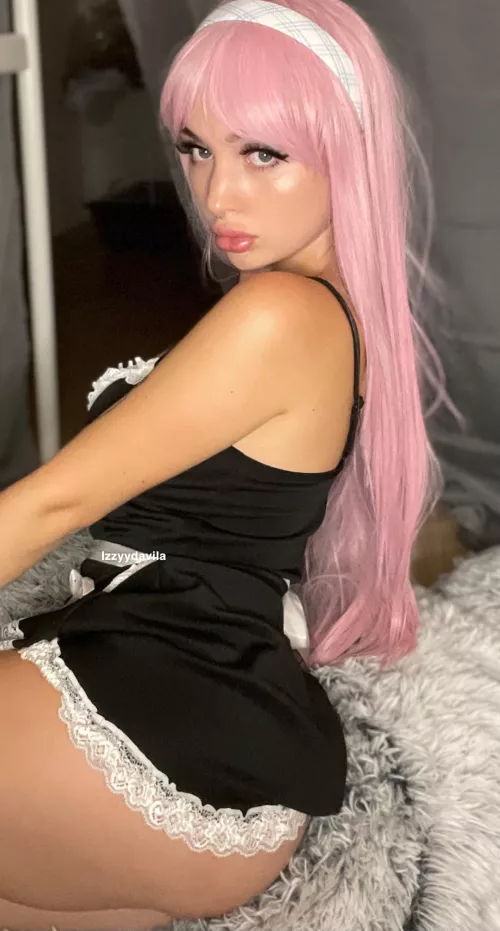 Can i be your maid?😽