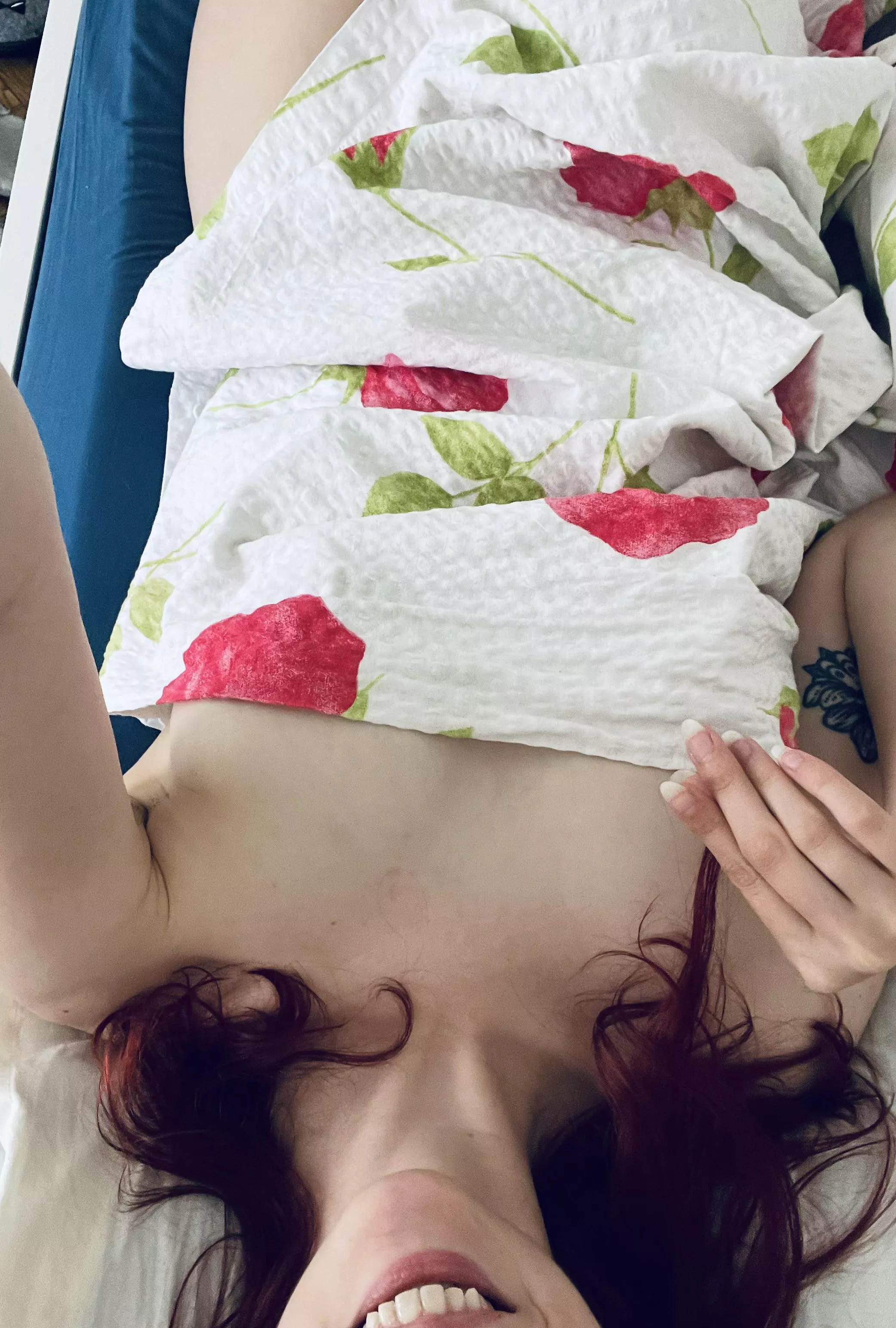 Can I be your muse?🌺 I could be so many things if you want me to 😘 || [selling] customs/rates/sext/ b+g and more ❤️dellarux