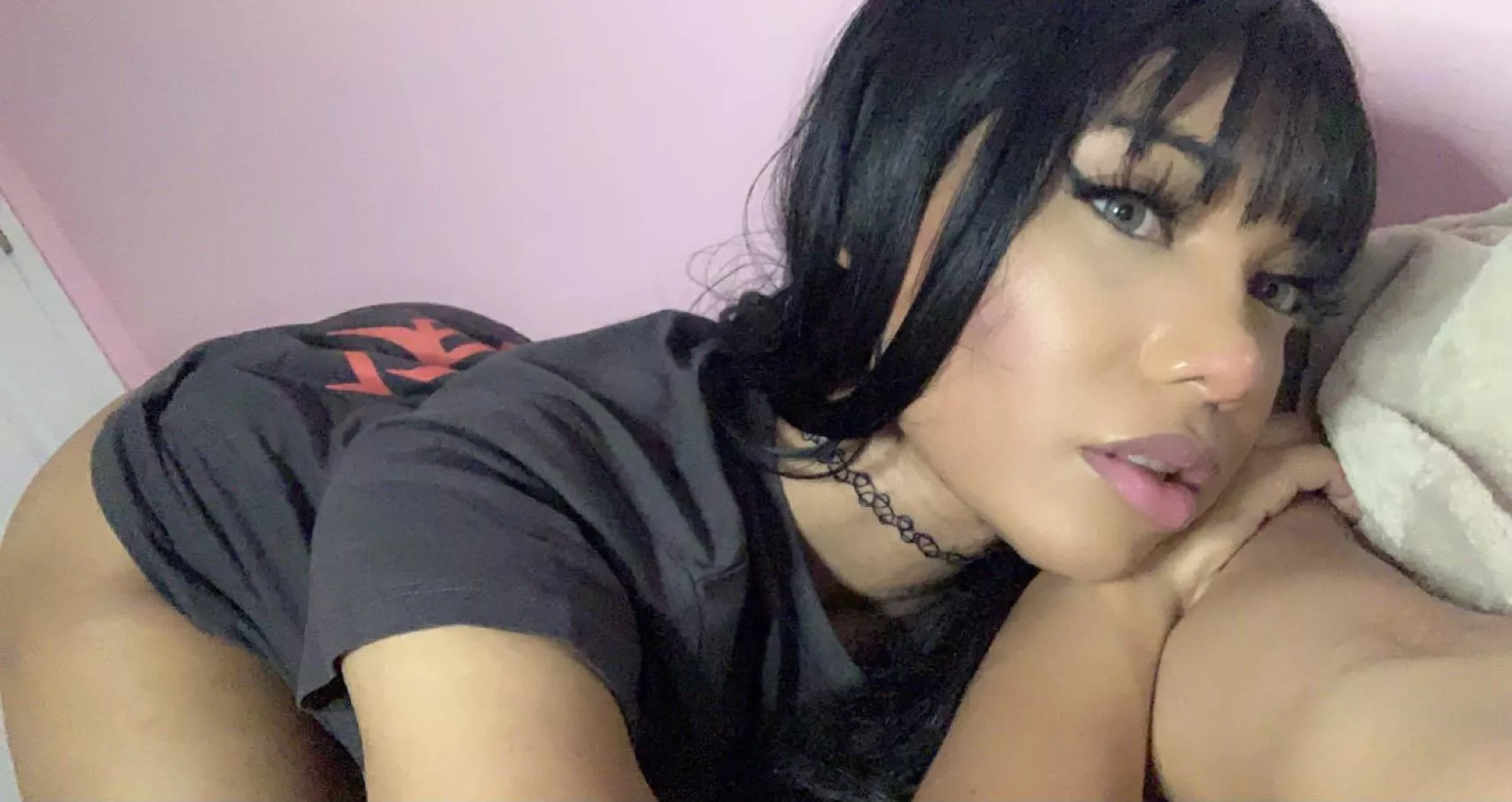 can i be your thick waifu? 🥺🤍 can i be your thick waifu? 🥺🤍