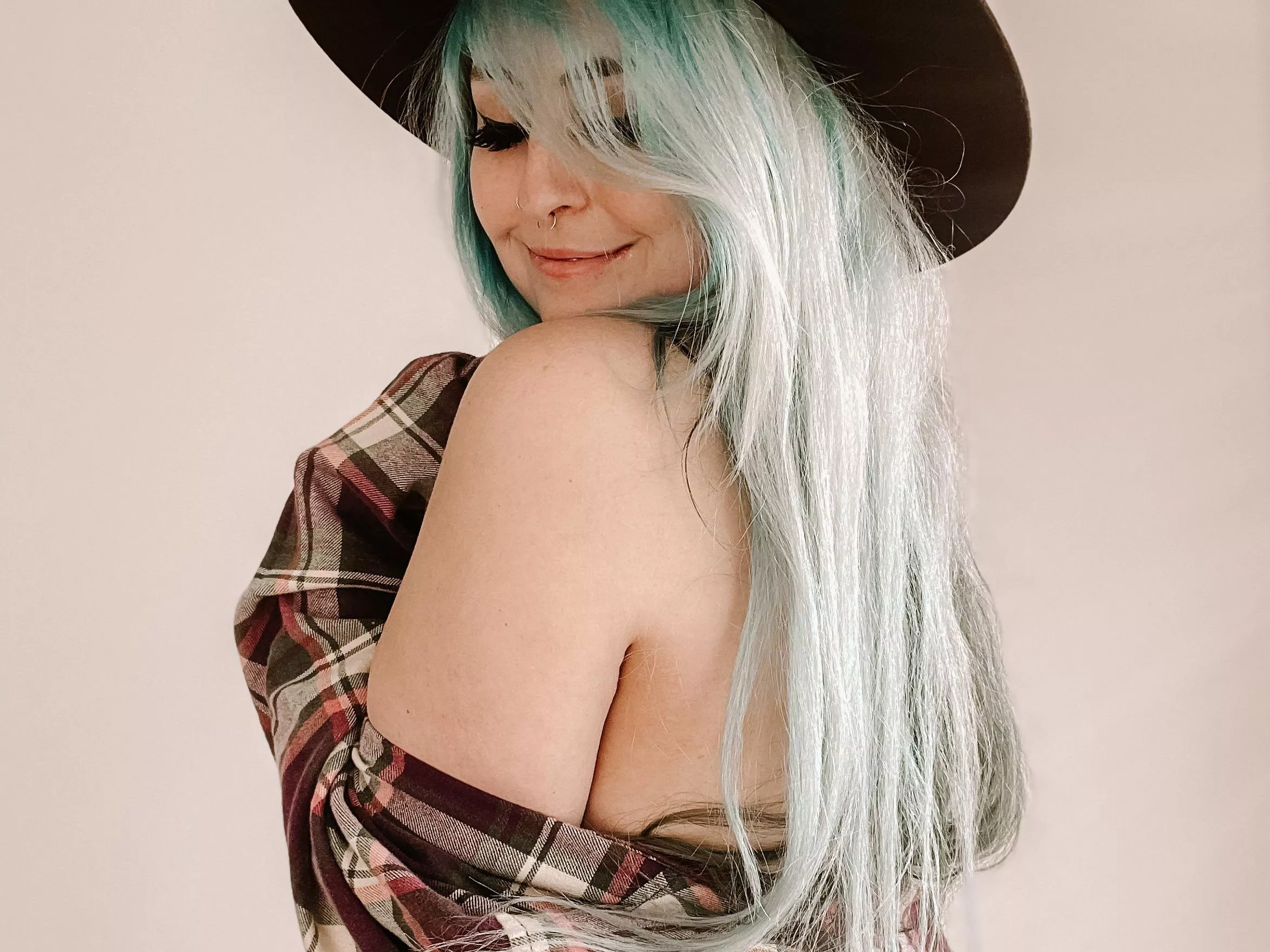 🖤 Can I be your y’allternative girlfriend? 🖤 F R E E onlyfans - b/g, g/g, b/g/g & solo content available. Links below! 🖤 🖤 Can I be your y’allternative girlfriend? 🖤 F R E E onlyfans - b/g, g/g, b/g/g & solo content available. Links below! 🖤