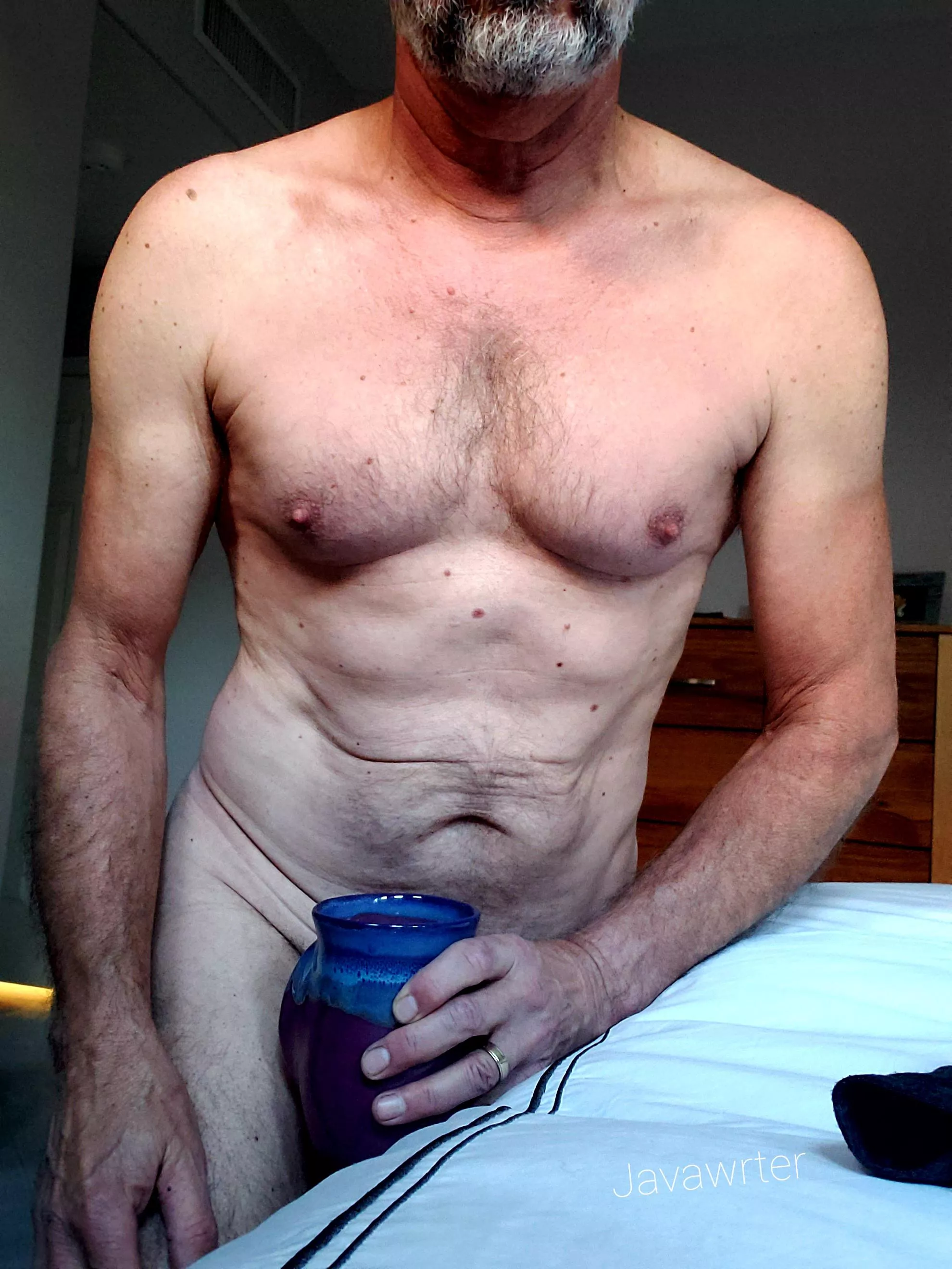 Can I bring you coffee in bed?? ❤