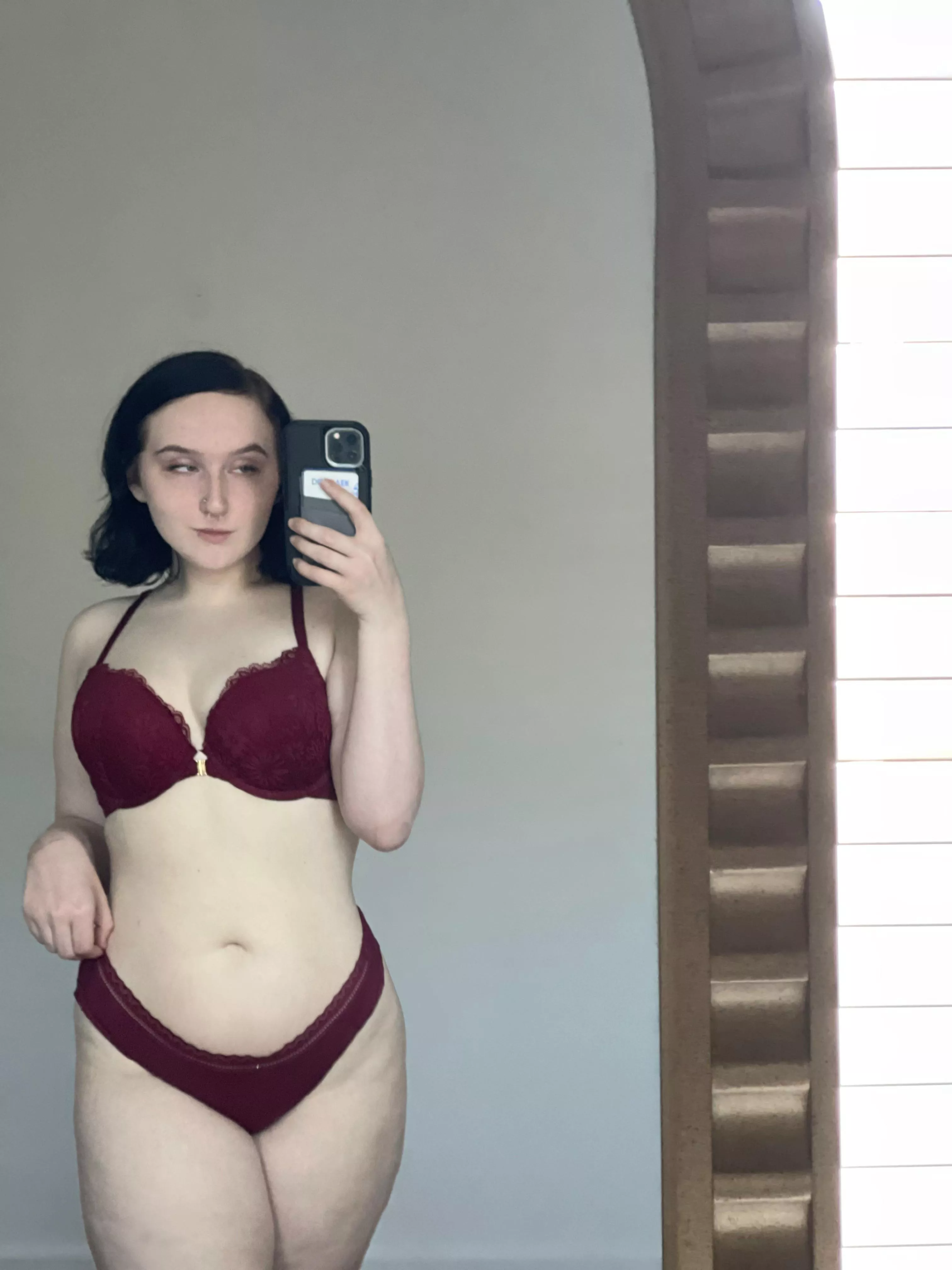 can i crush you between my thighs? can i crush you between my thighs?