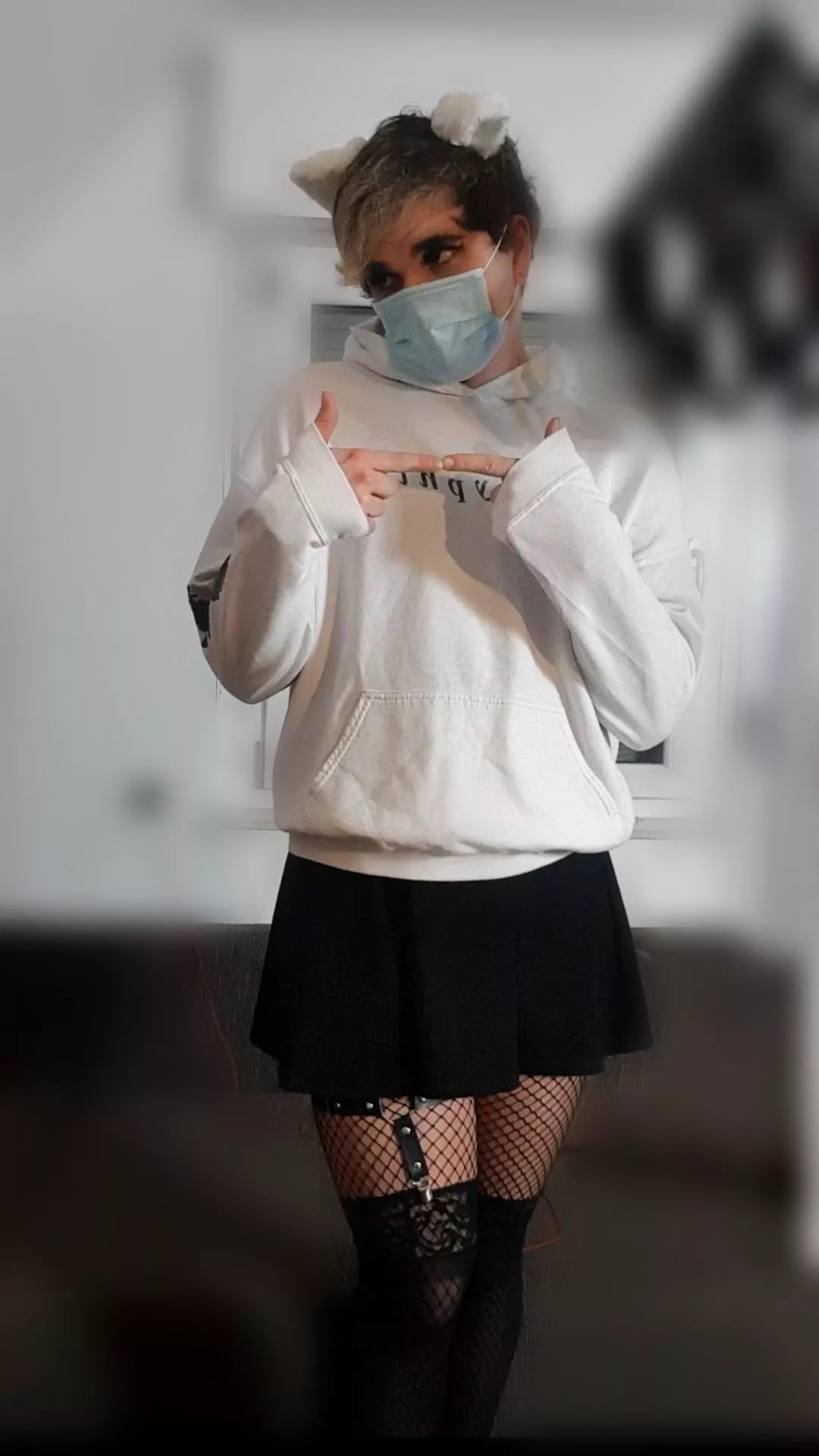 Can I get a hug pls ?