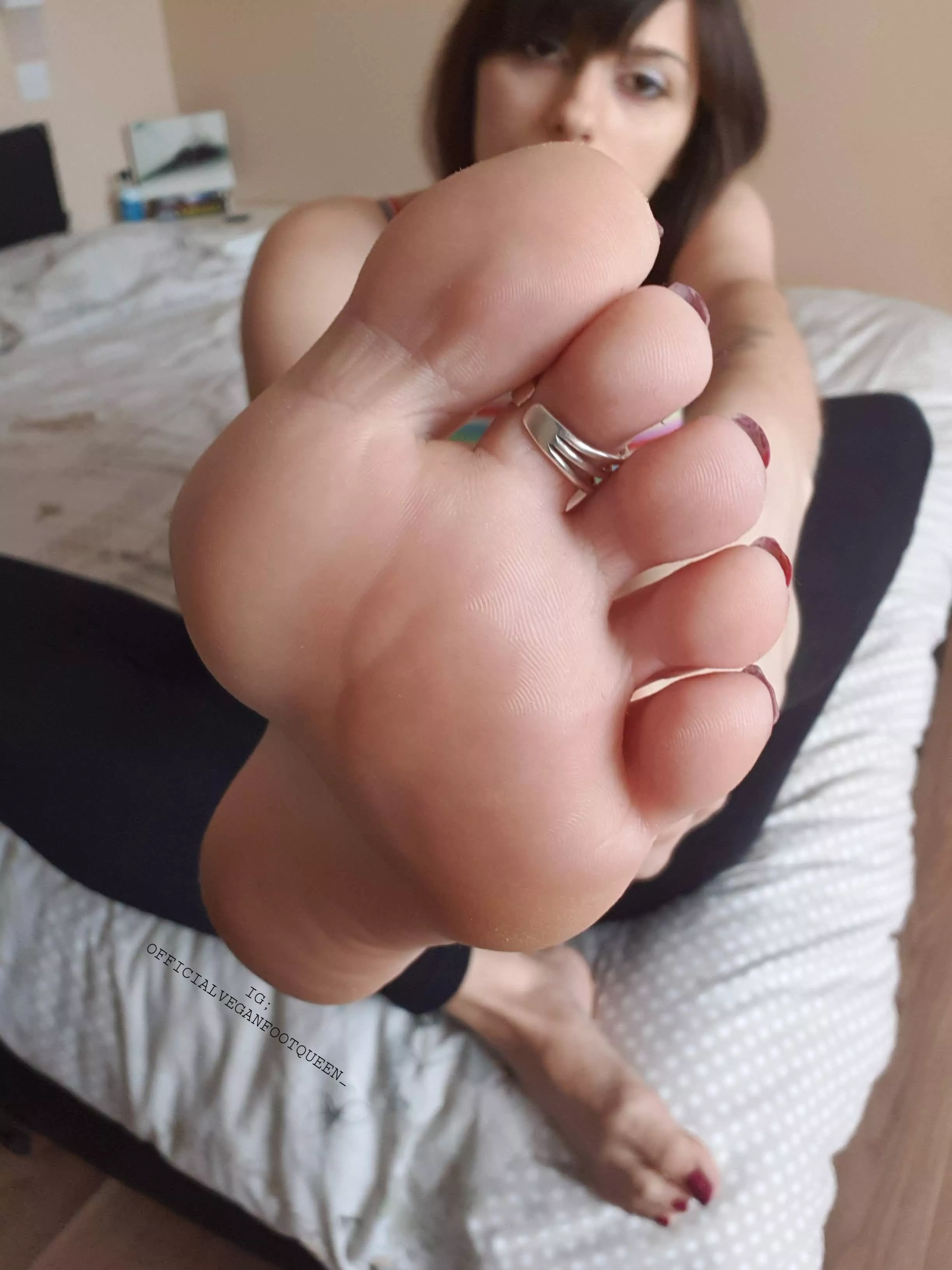 Can I have a kiss? 😘