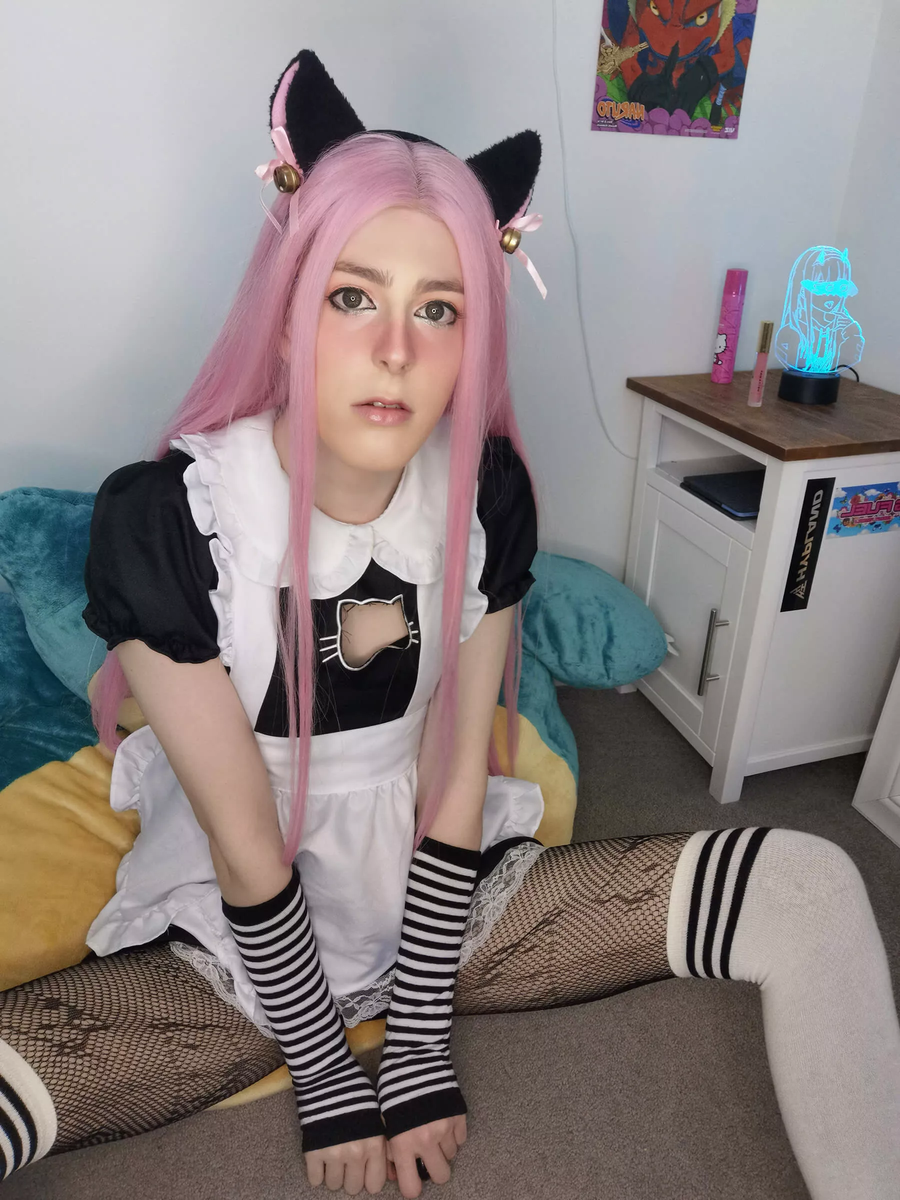 Can i have your attention yet 🥺