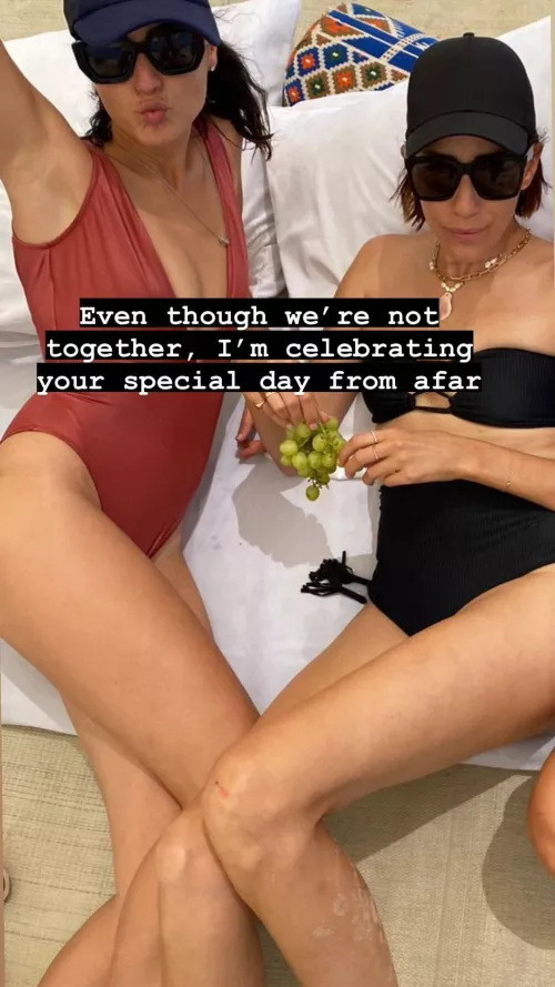 Can I post Gal here 🔥