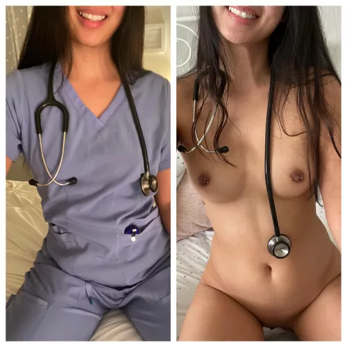 Can I show you my tits before I clock in to work this morning?? Have a great Monday morning babes 🙃