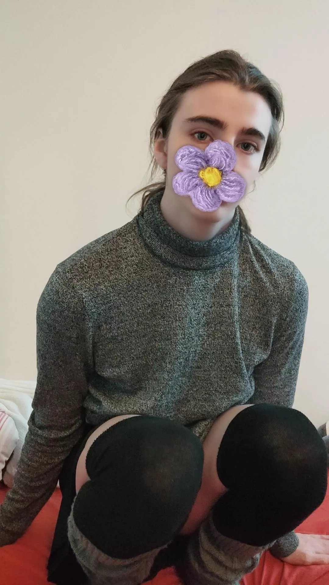 Can I sit in your lap? I'm cold uwu