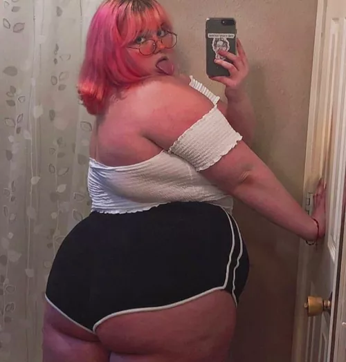 can i sit on ur face? 🥺