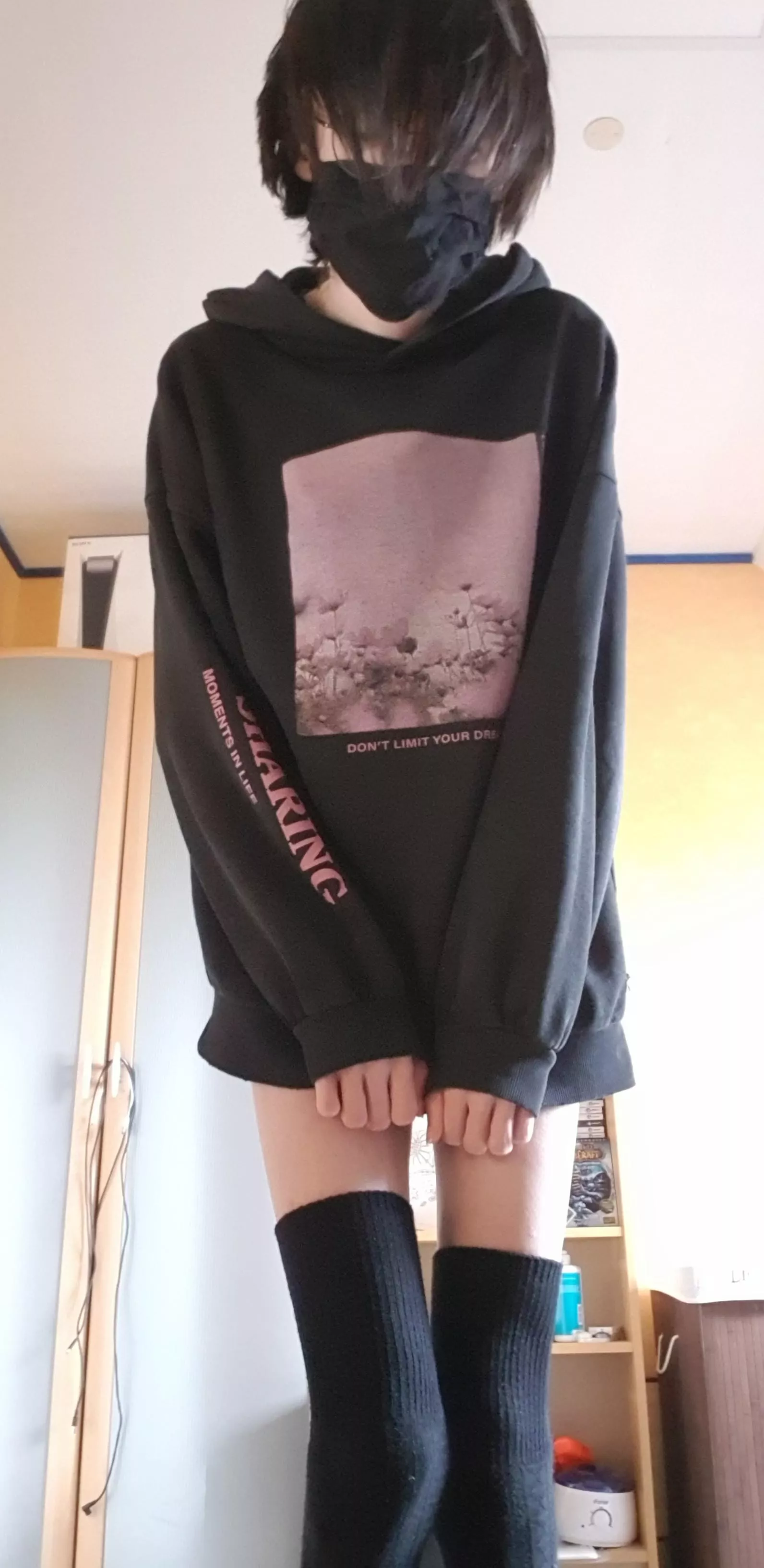 can I sit on your lap? 👉👈