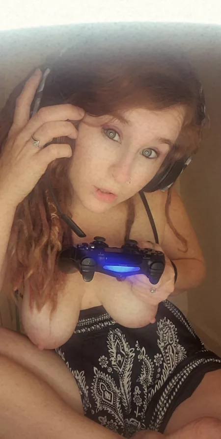 Can I sit on your lap and play DBD? ππ»ππ»