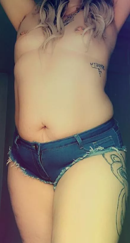 Can I squeeze your head between my thighs?