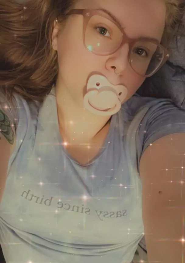 Can I stay in bed all day plz 😴🤗