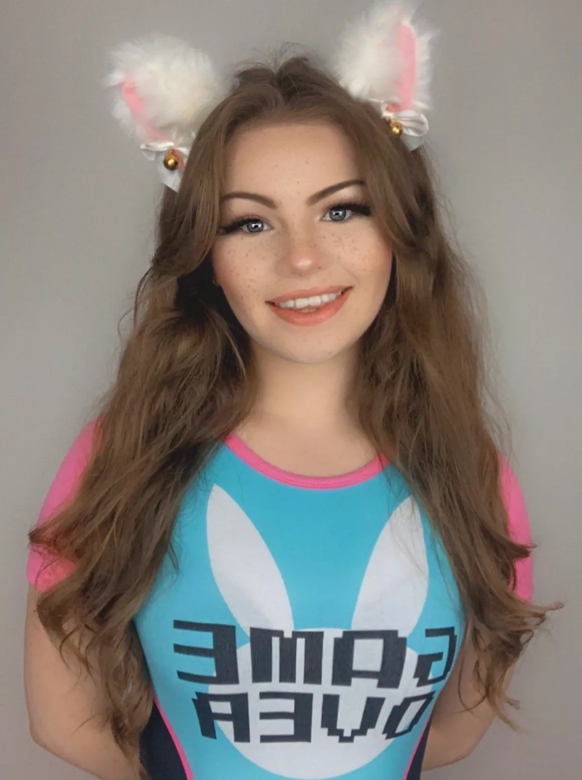 Can I support u from under the desk? 🥺🤪 [f]