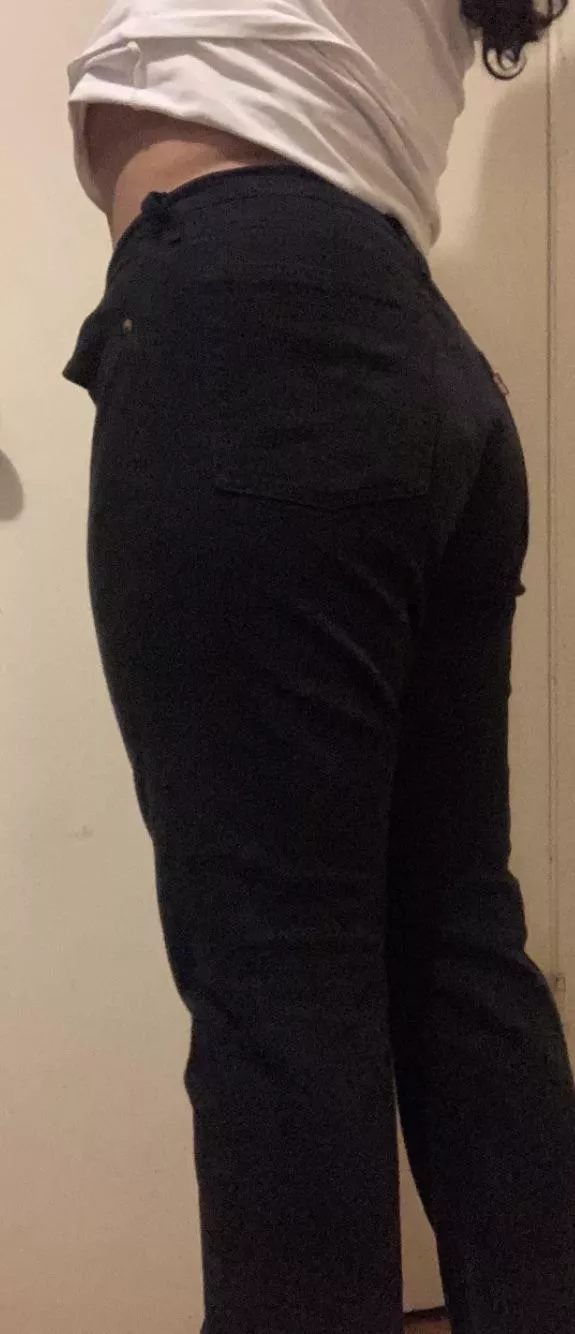 Can someone boost my ego please 🥺