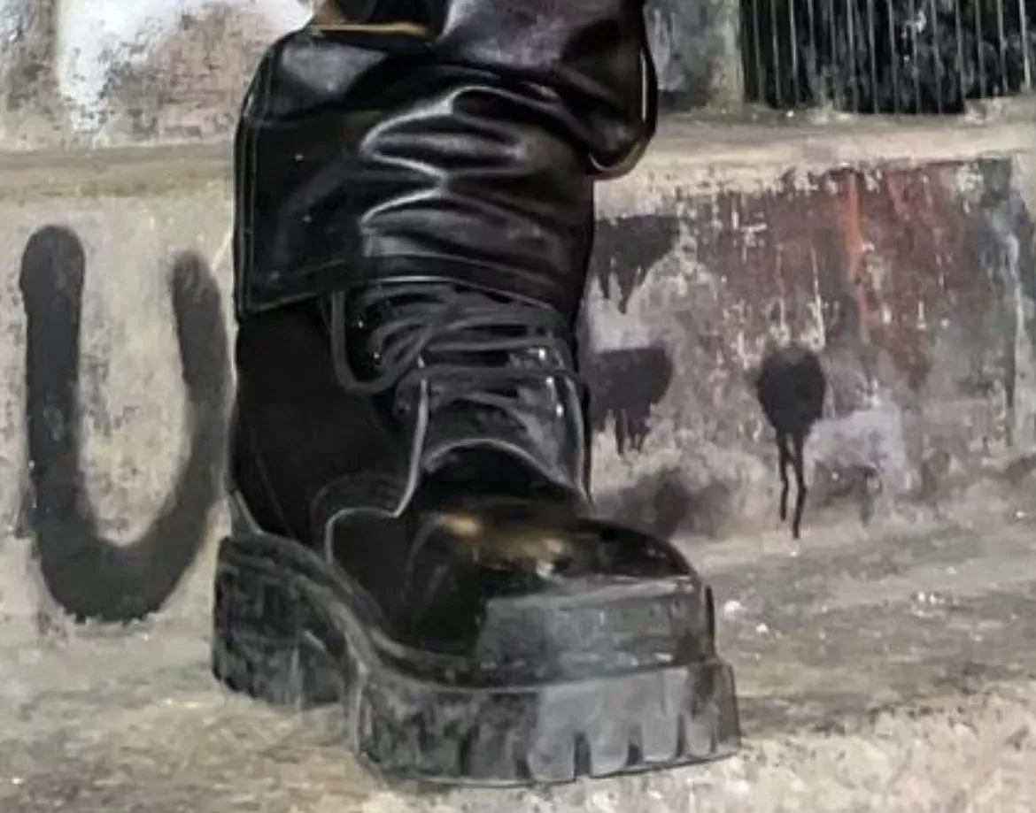 Can someone help me identify these? Thank you.