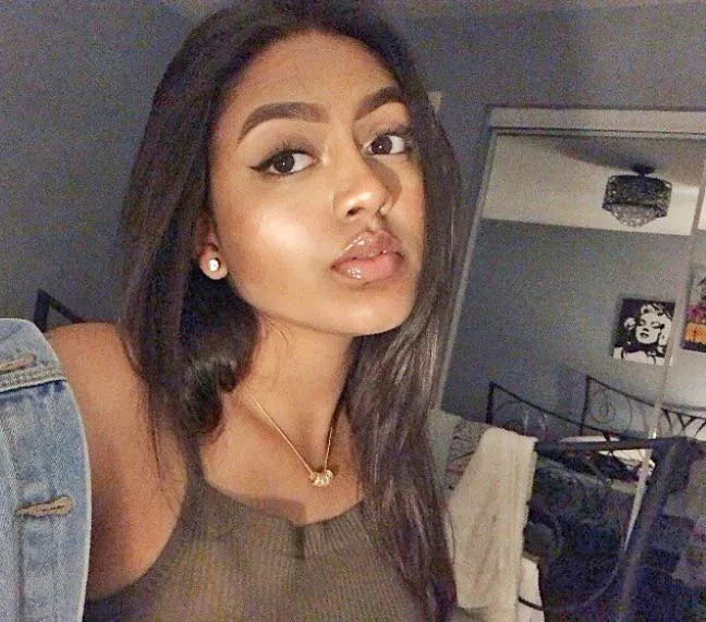 Can someone jerk vid to this slut Sabika for me pm Can someone jerk vid to this slut Sabika for me pm