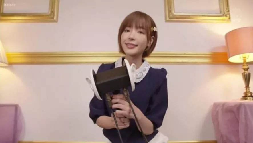 can someone please tell me who this is? and maybe the movie too, thanks