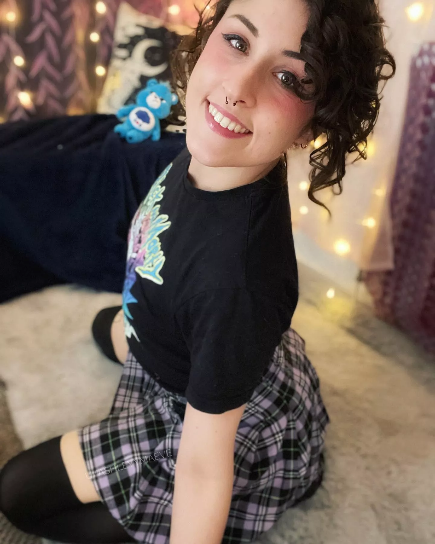 Can these thigh highs perk up your day? 💜