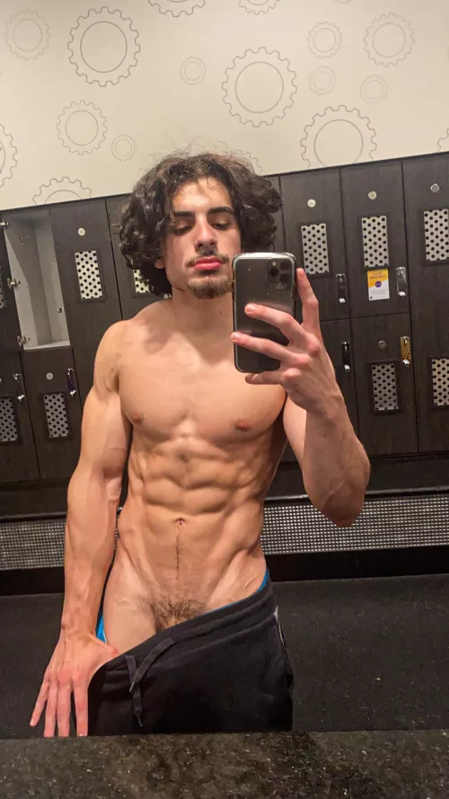 Can this 19 year old help you with your sexual fantasies?π