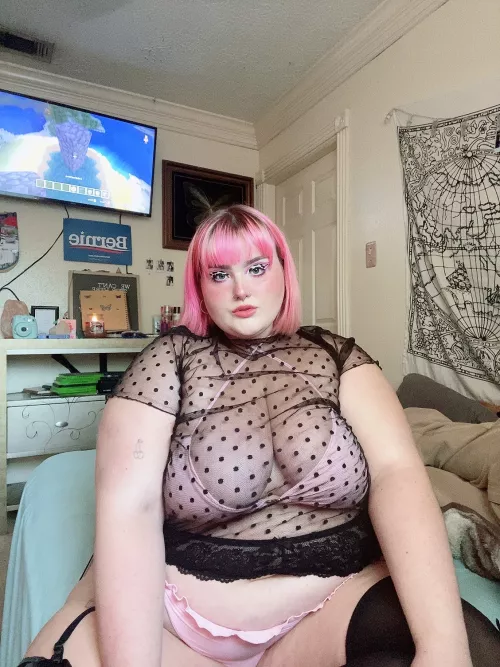 can u pls cum on my tits? 🥺