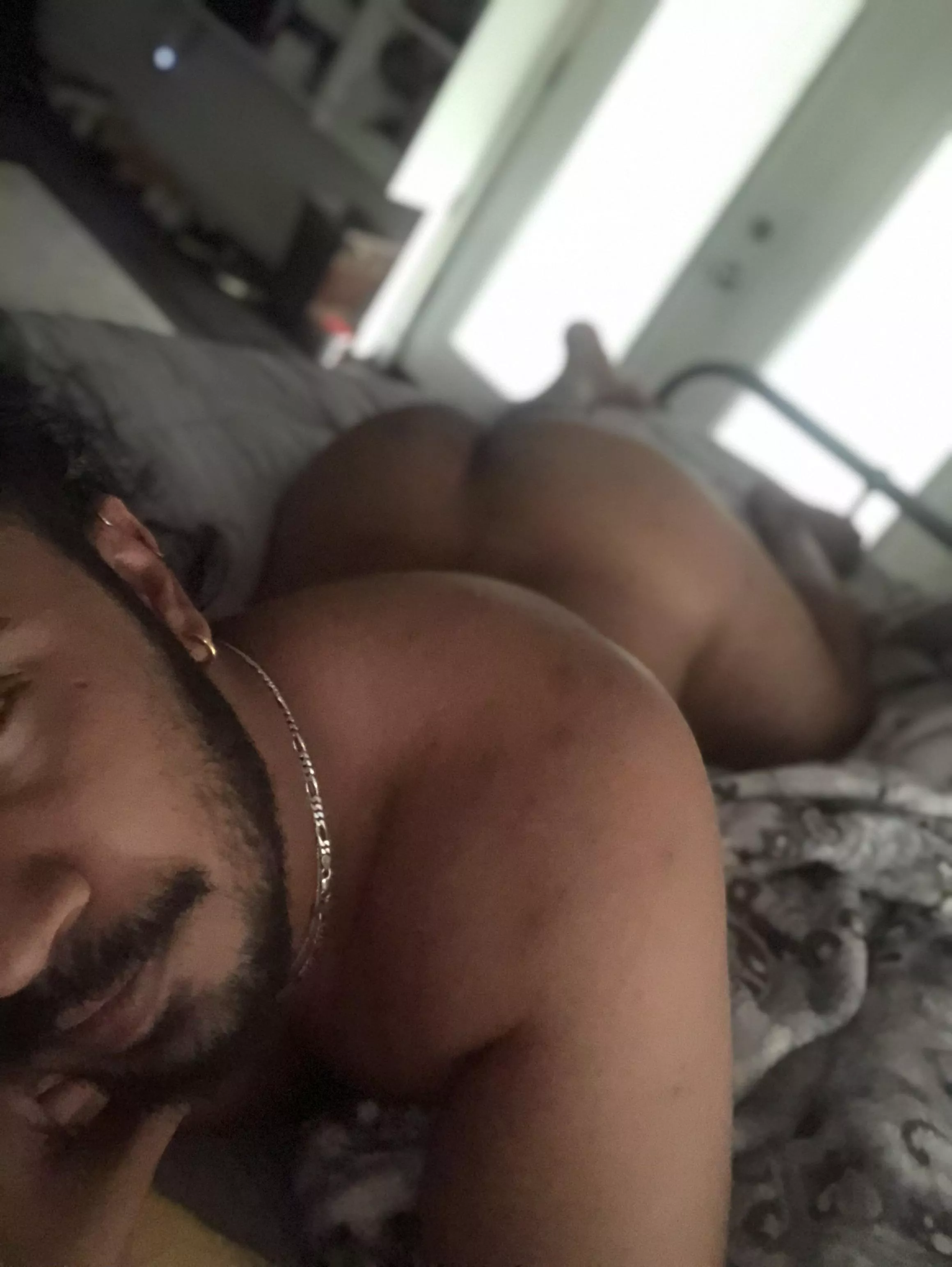 Can we cuddle while you game?