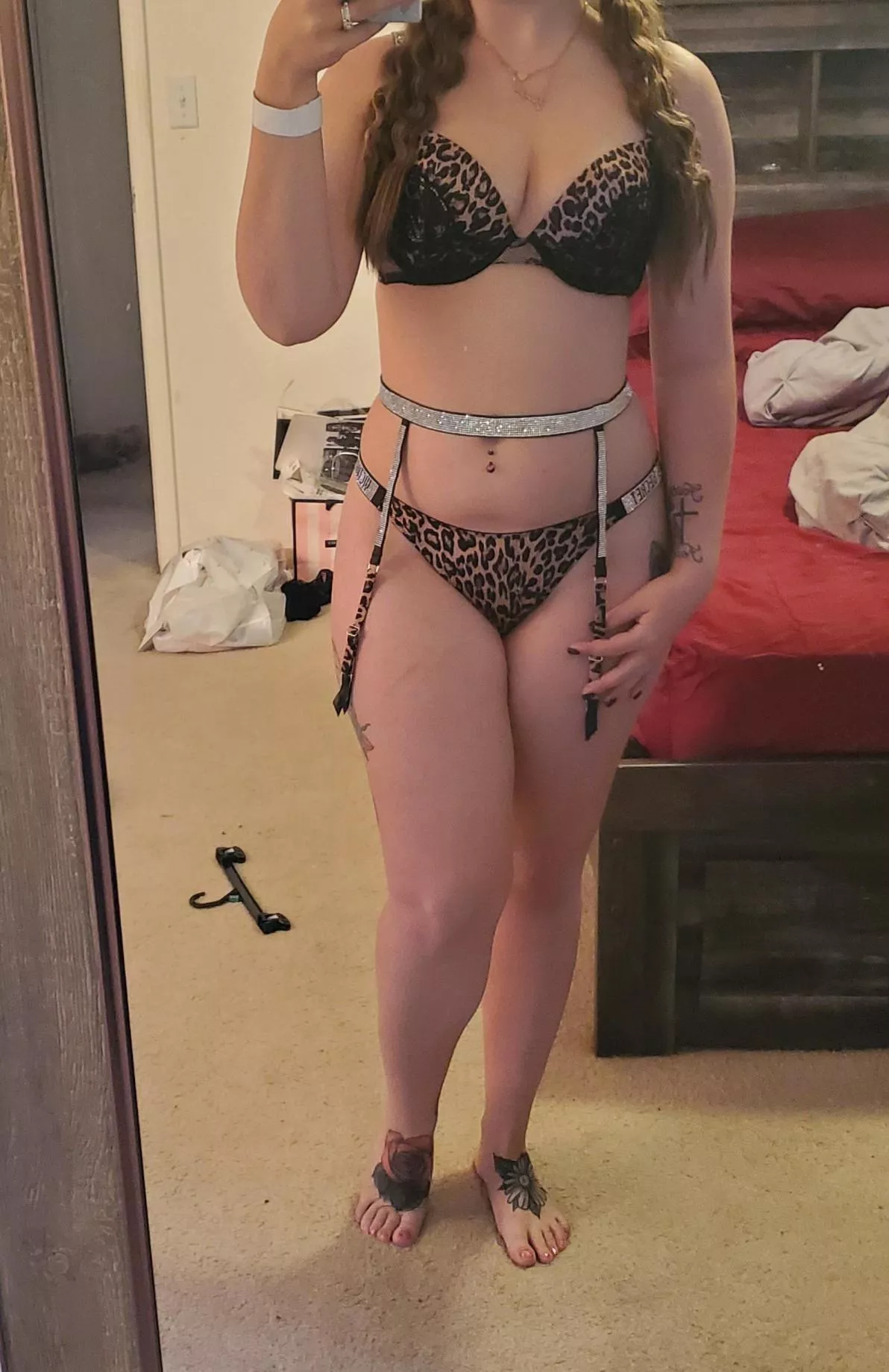 Can wrap my legs around you hehe. Can wrap my legs around you hehe.