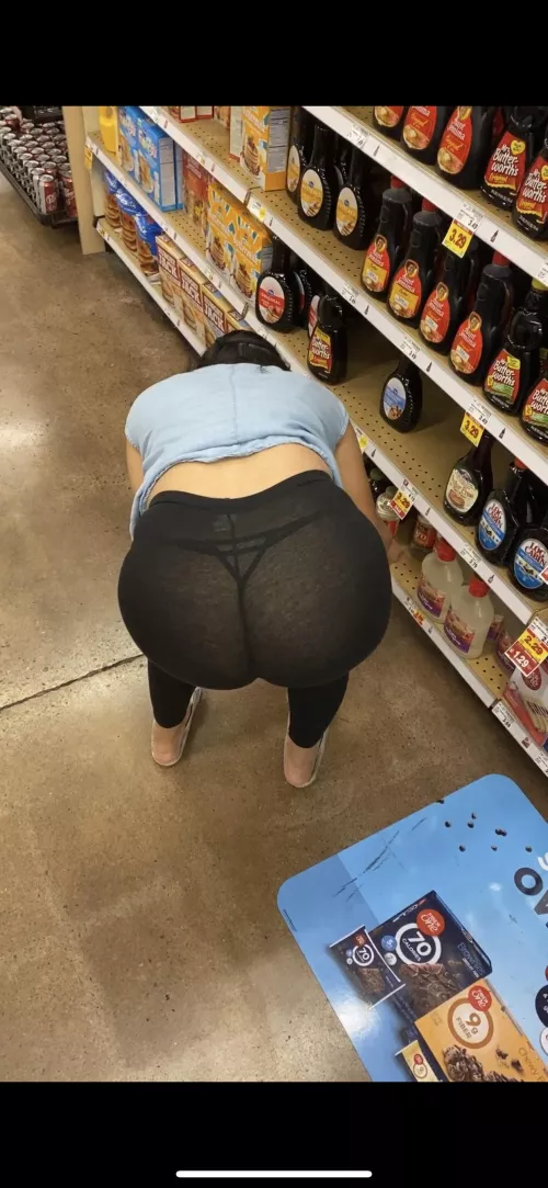 Can you (F)ind my string? 🙈😂