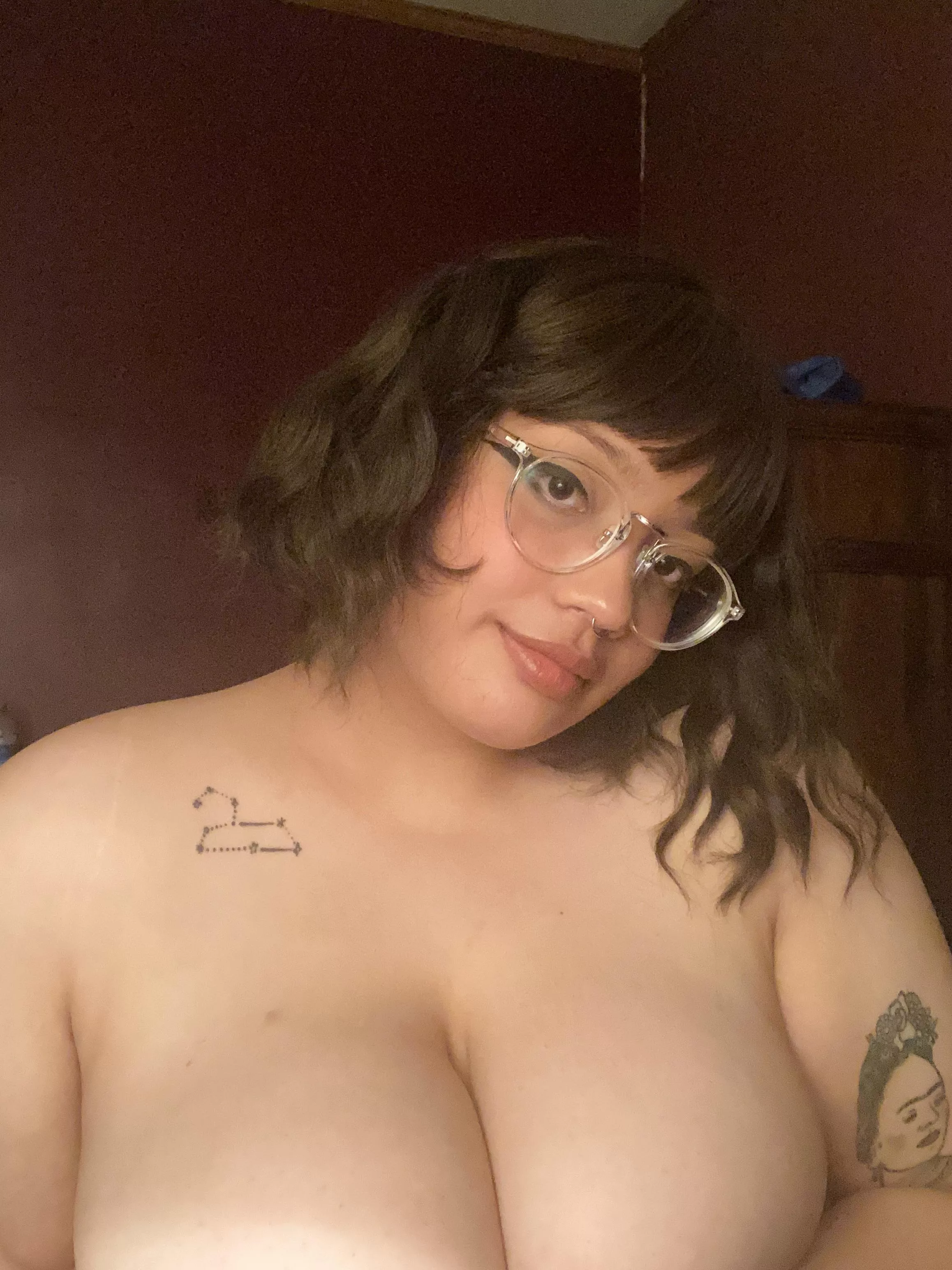 can you handle a chubby latina?😇