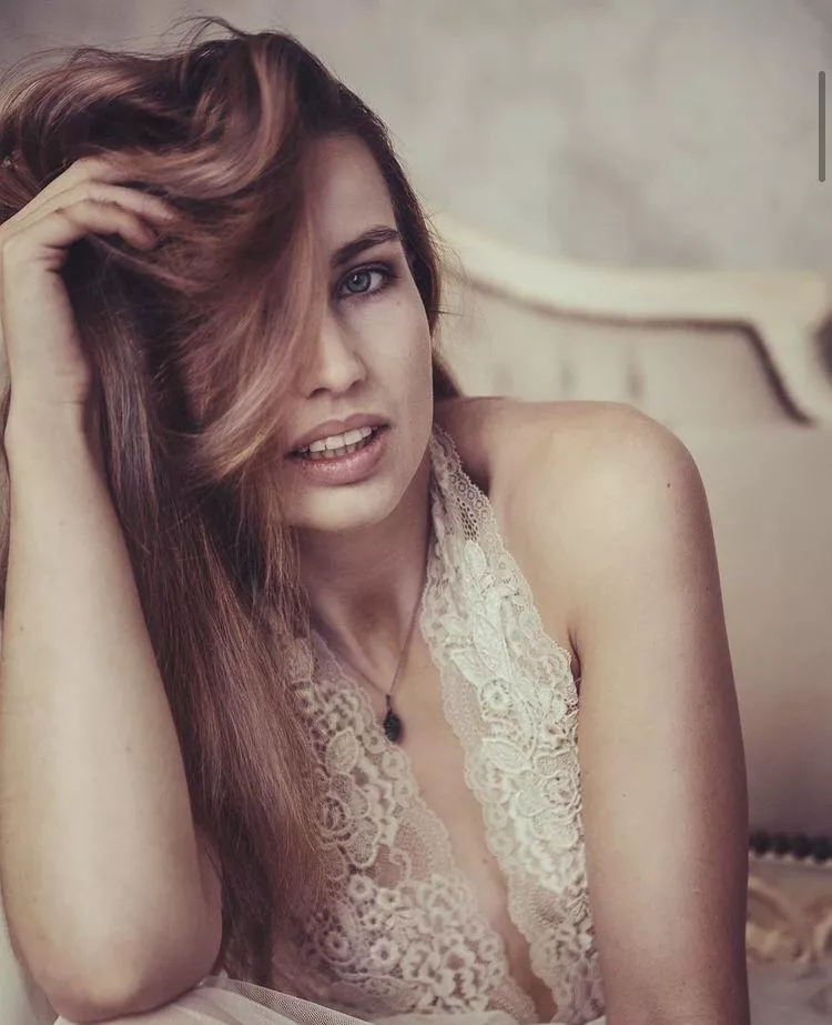 Can you resist this eyes?