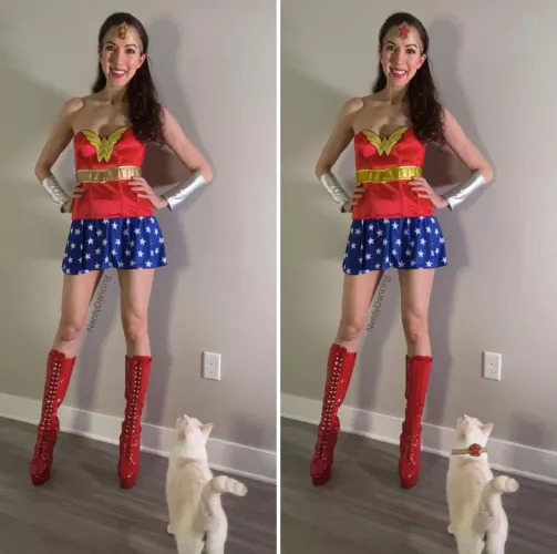 Can you spot 10 differences between the photos? [F]