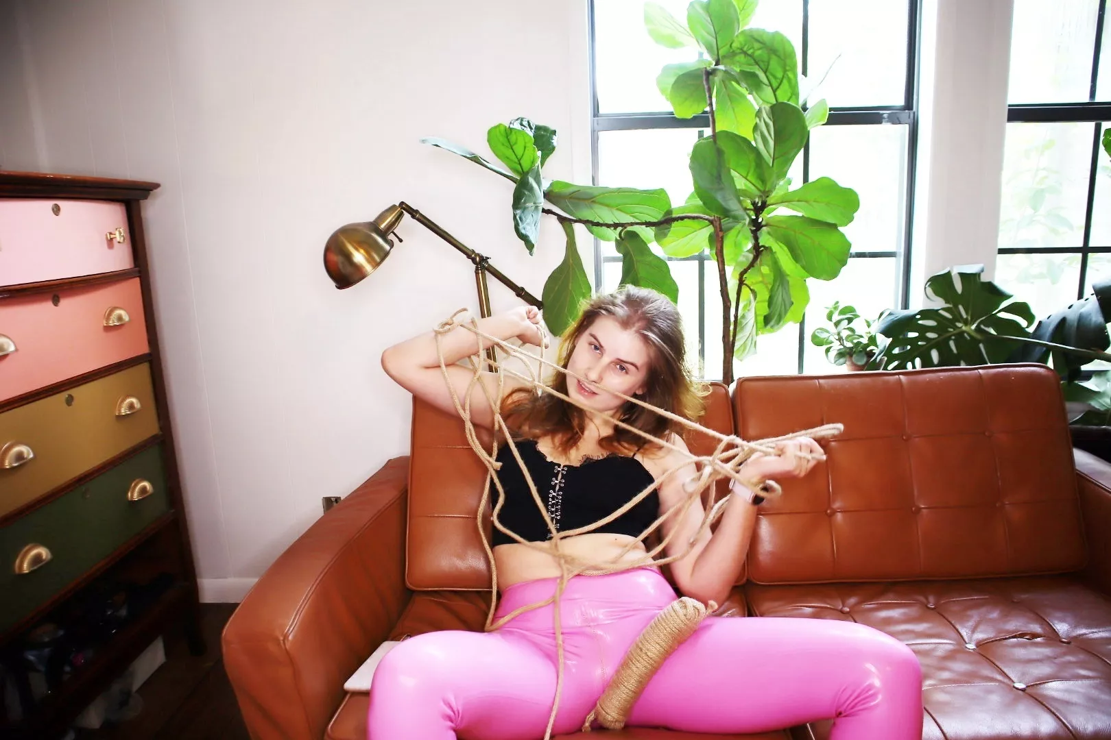 Can you teach me how to tie myself up? Can you teach me how to tie myself up?