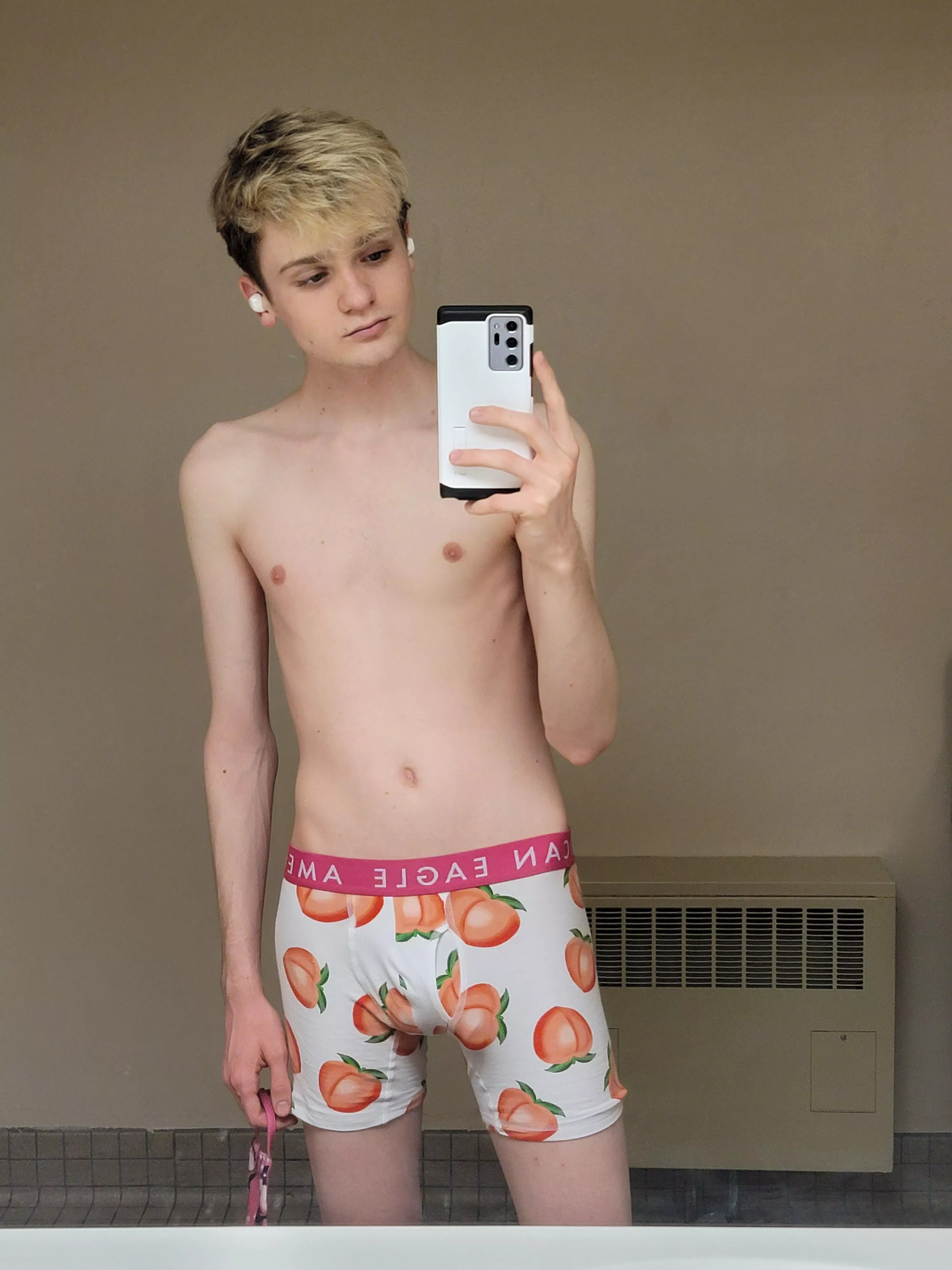 can you tell I like peaches?