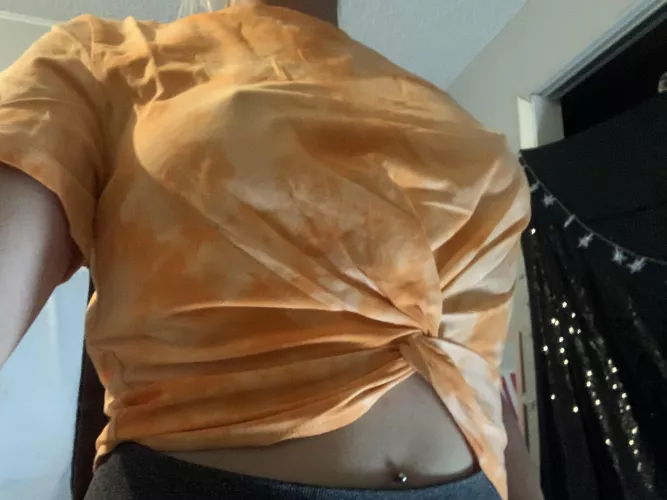 Can you tell I’m not wearing a bra in my new shirt ? Hehe