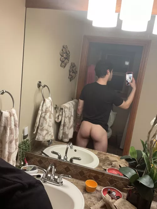 Can you tell I’ve been working on my squats?