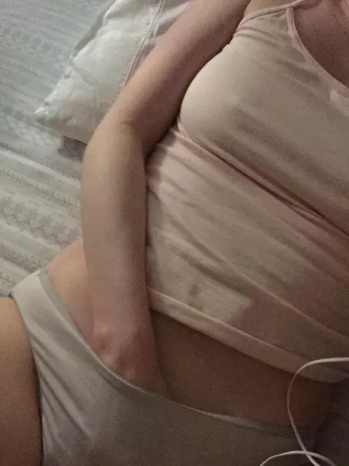 Can’t sleep tonight, so enjoy this photo.