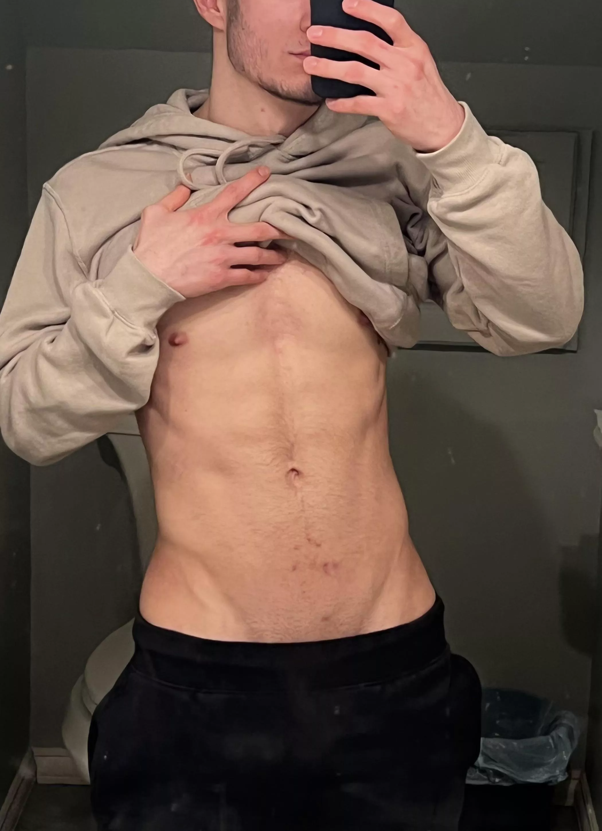 Can’t think of a caption so here’s my v