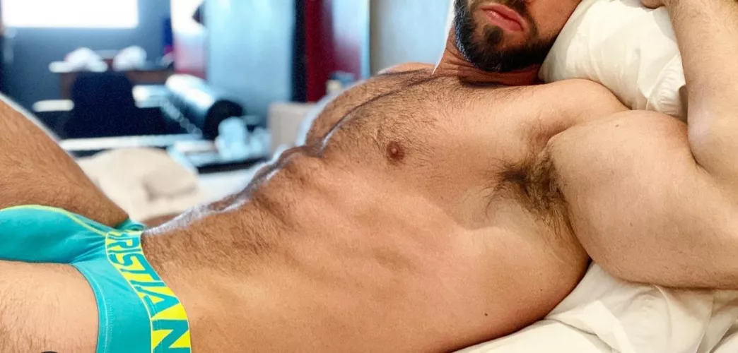 Care to join me? Tell me what you want to do! Dms open!