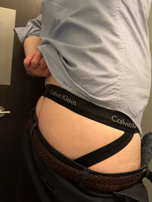 Casual Friday in the office - perhaps too casual? (41)