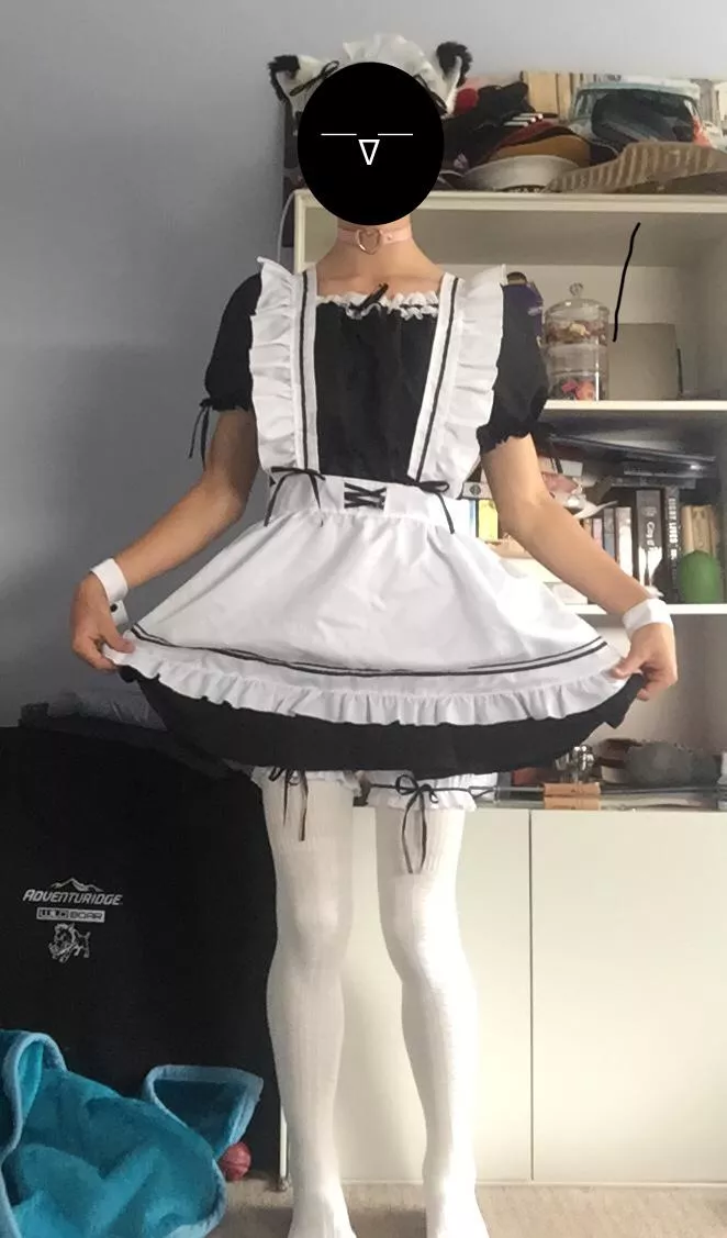 Catboi maid returns! Finally found some long socks that fit :)