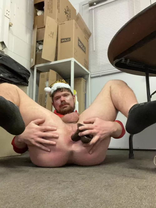 Catch me at the Christmas work party like…