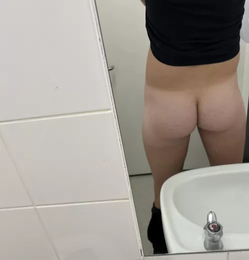 Catch me in the locker rooms 🍑