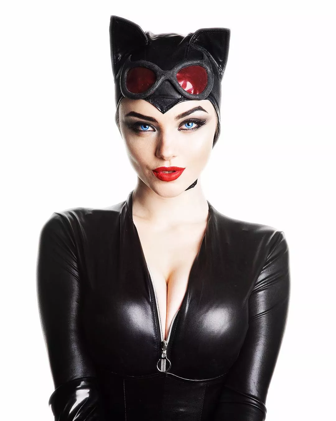Catwoman by Xenia Shelkovskaya