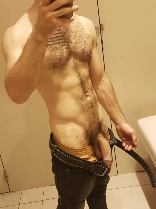 Changimg room funπ