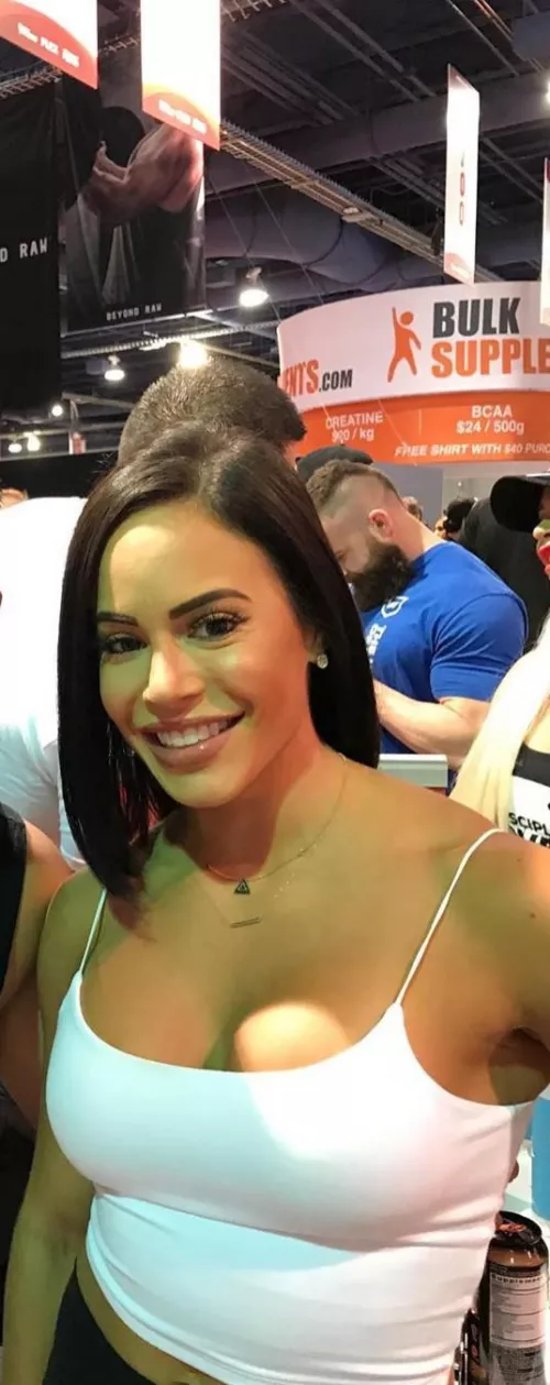 Charly Caruso jugs