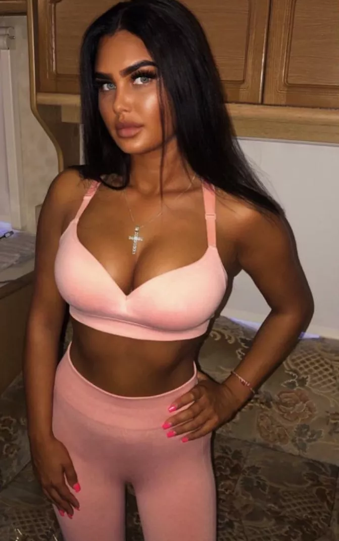 Chav ready for the gym... 🔥