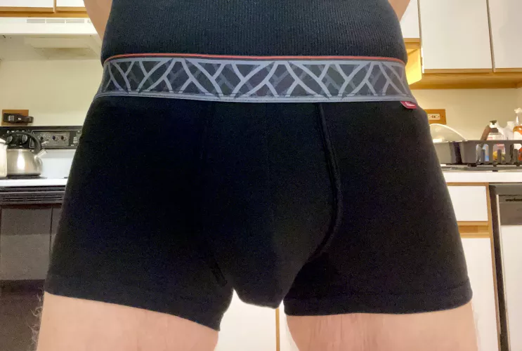 Check Out That Waistband (And The Bulge If You Want lol)