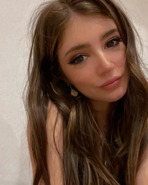 Chrissy Costanza
