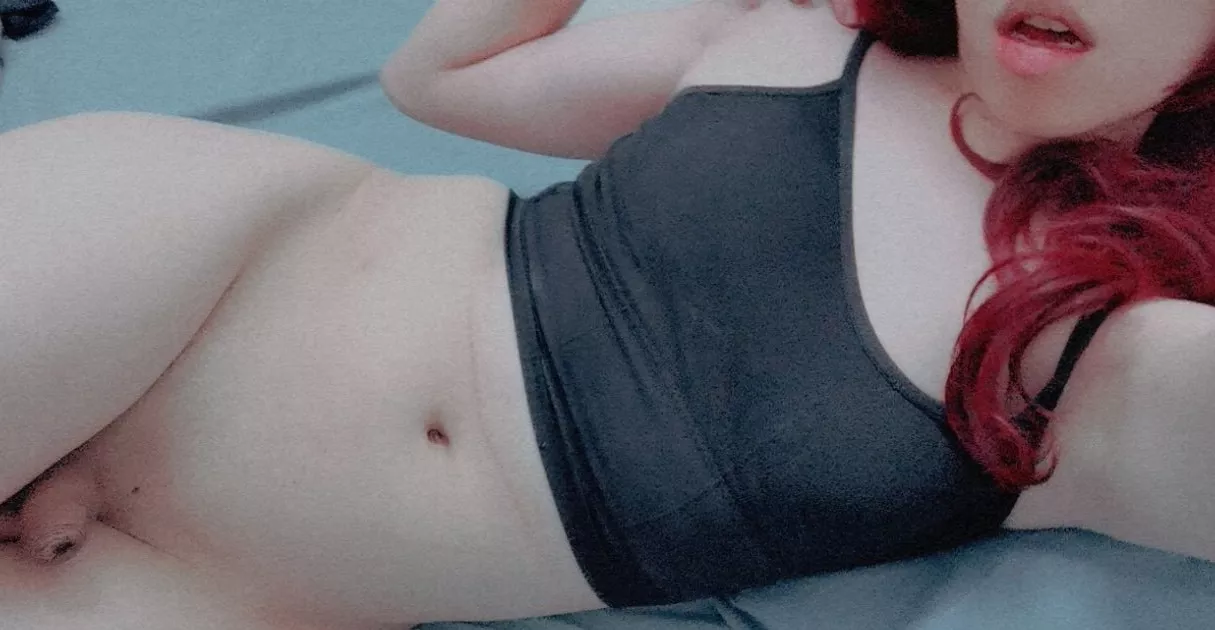 Christmas might be over soon but you can still open me up as your gift 🎁