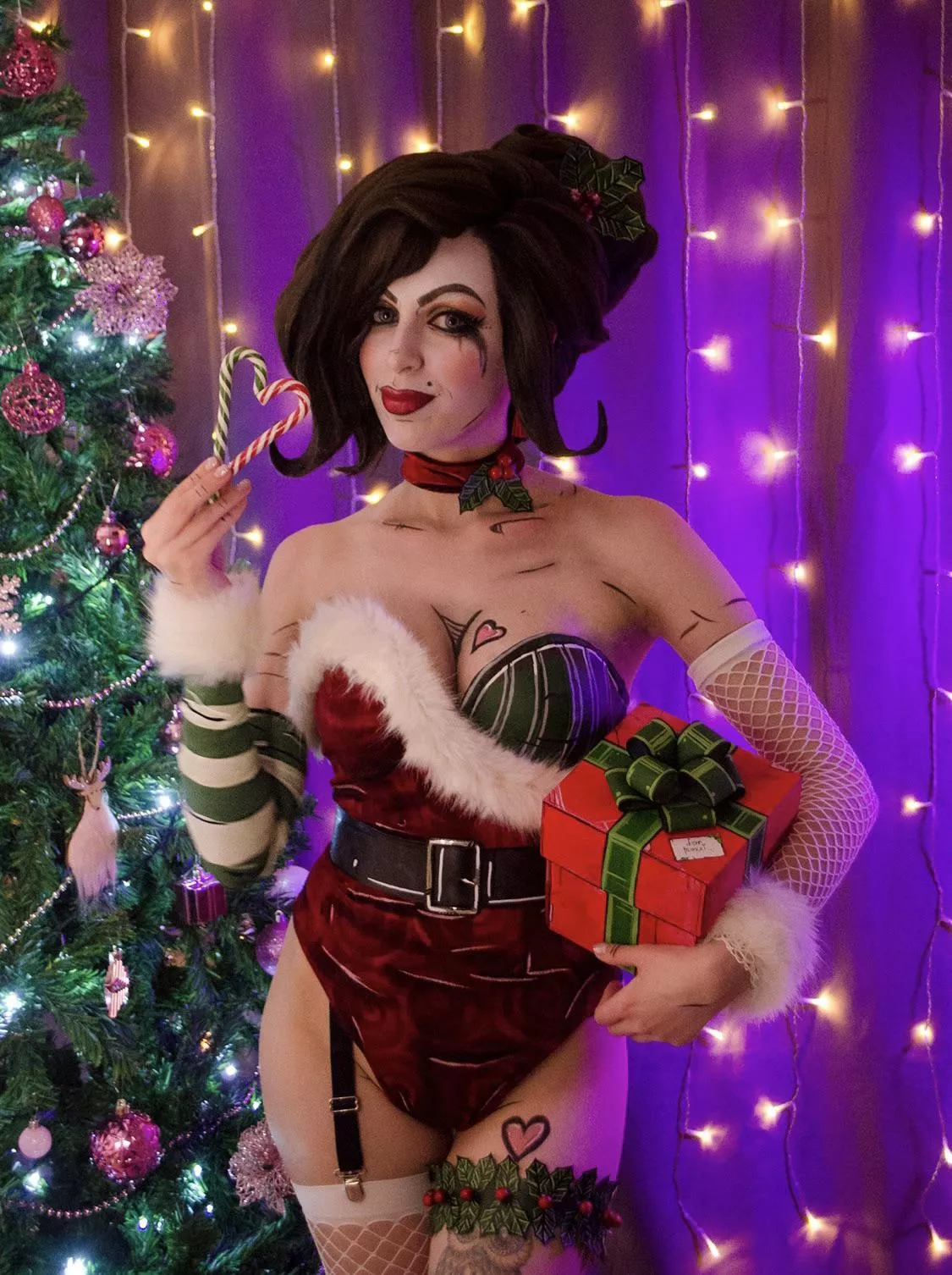 Christmas Moxxi cosplay by Daria Rooz